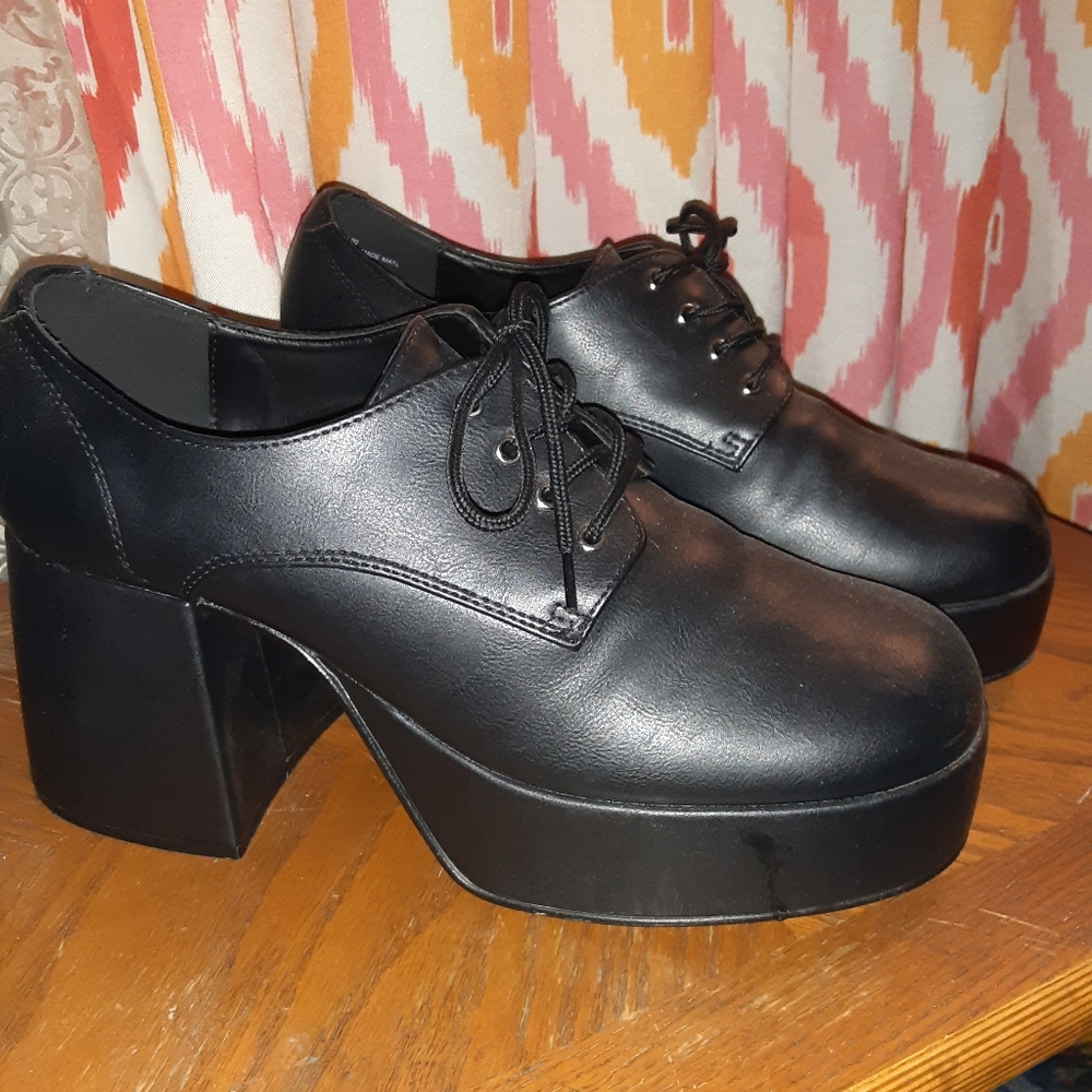 Platform Shoes - Picture 5 of 5